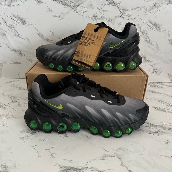 Nike Air Max DN8 Black Volt Athletic Shoes Sneakers FQ7860-003 Men’s Size 7